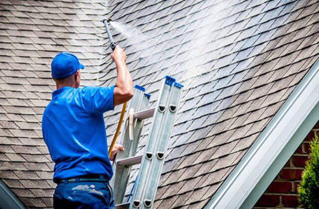 roanoke roof cleaning