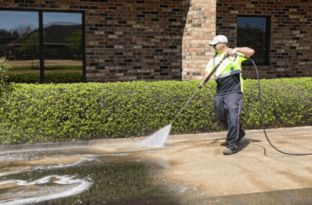 commercial concrete cleaning in roanoke